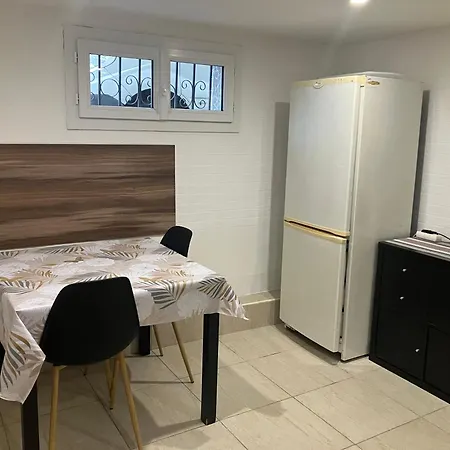 Séjour chez l'habitant Grande Chambre, Sdb Partagée Angers